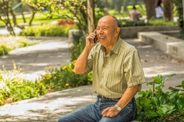 Read more about the article 我，退休金7000元，跳广场舞三个月，被骗20万