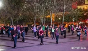 Read more about the article 广场舞作为老年人健身运动，为何如今遭到大众的抵制？