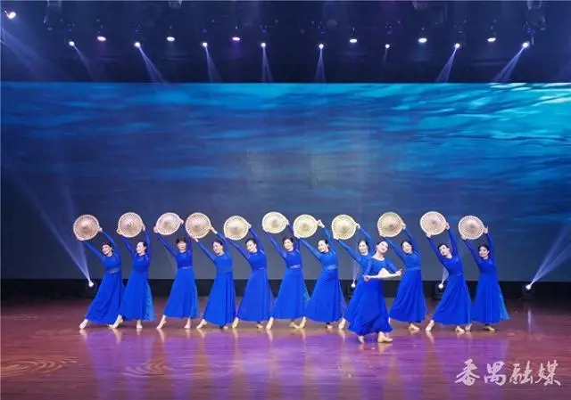 Read more about the article 迈步高质量 舞出新风尚！“禺乐+杯”2023大湾区“和美乡村”广场舞大赛（中国·番禺）总决赛举办